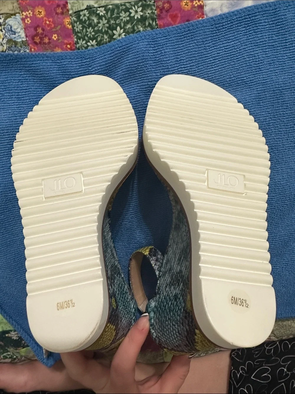 JLO Jaycie Wedges NWOT